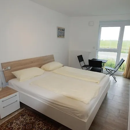 De Rootbost * Neufeld (Schleswig-Holstein)